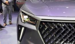 国产少,英勇无畏，砥砺前行